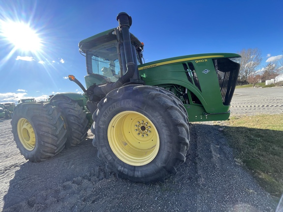 2014 John Deere 9410R Tractor 4WD