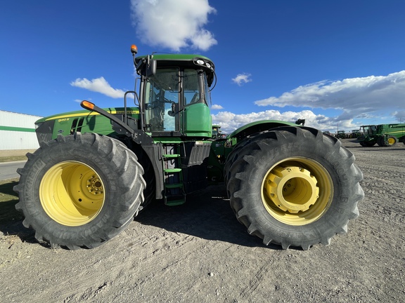2014 John Deere 9410R Tractor 4WD