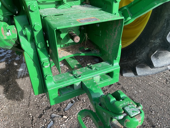 2022 John Deere 8R 250 Tractor