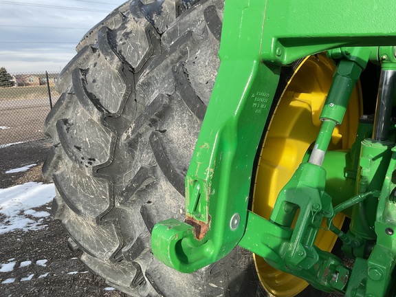 2022 John Deere 8R 250 Tractor