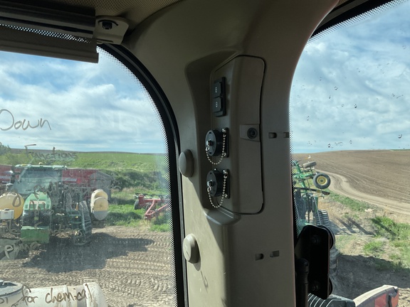 2023 John Deere 8RT 370 Tractor Rubber Track