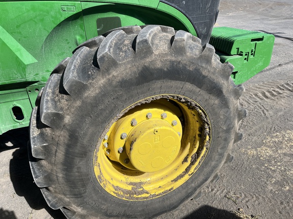 2024 John Deere 7R 250 Tractor
