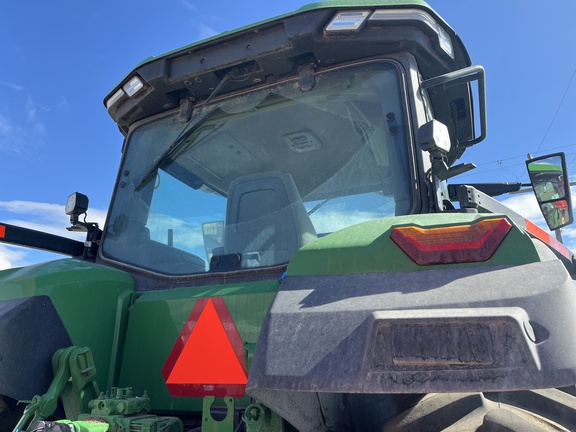 2024 John Deere 7R 250 Tractor