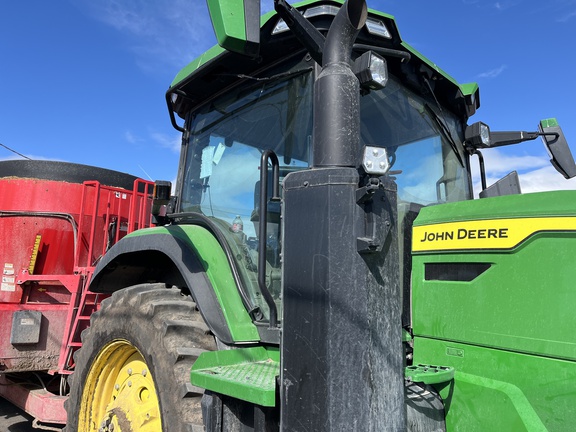 2024 John Deere 7R 250 Tractor