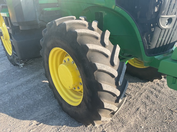 2024 John Deere 7R 250 Tractor