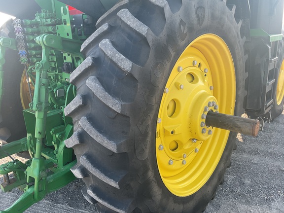 2024 John Deere 7R 250 Tractor