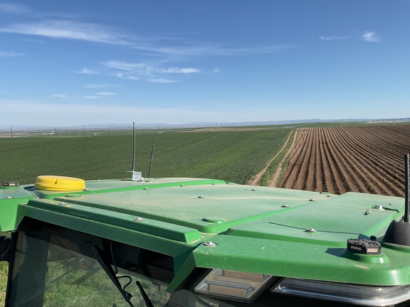 2024 John Deere 8RT 370 Tractor Rubber Track