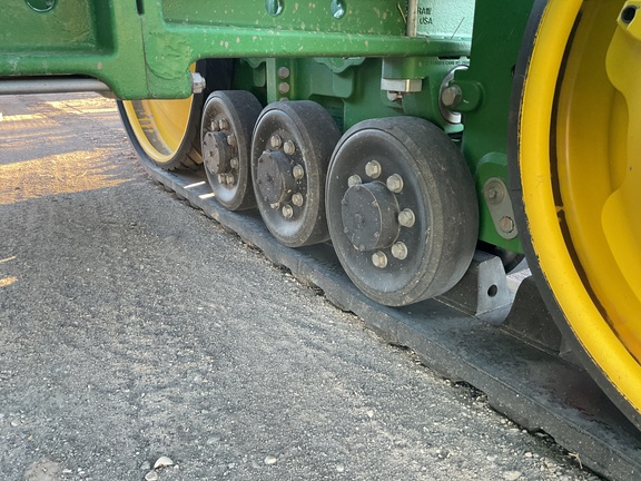 2023 John Deere 8RT 370 Tractor Rubber Track