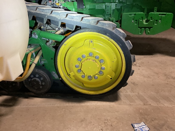 2023 John Deere 8RT 370 Tractor Rubber Track