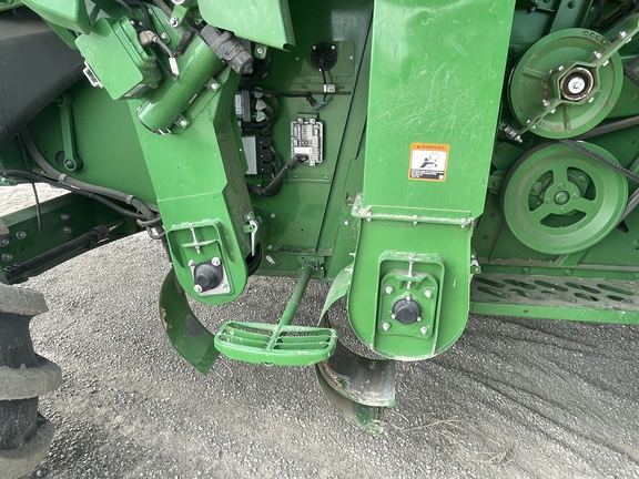 2022 John Deere S780 Combine