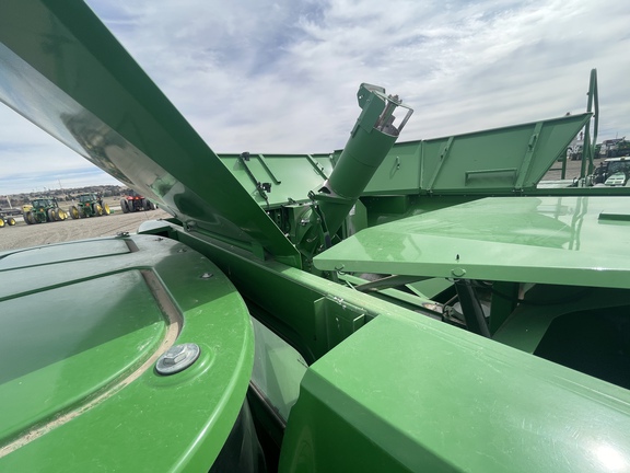 2022 John Deere S780 Combine