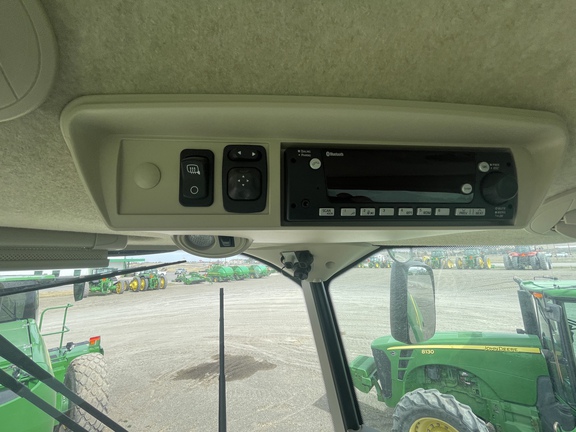 2022 John Deere S780 Combine