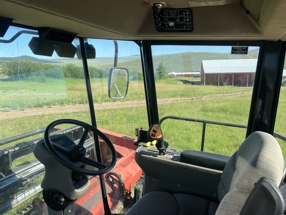 2002 Case IH WDX1101 Windrower