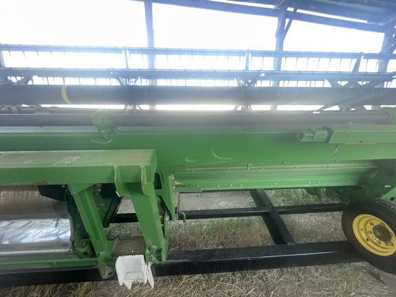 2011 John Deere 635D Header Combine