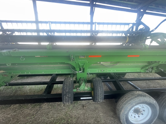 2011 John Deere 635D Header Combine