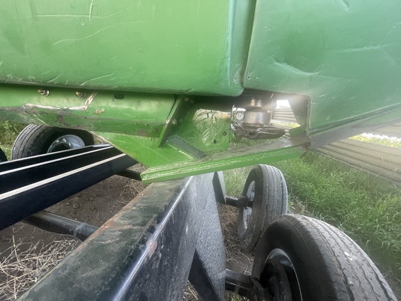 2011 John Deere 635D Header Combine