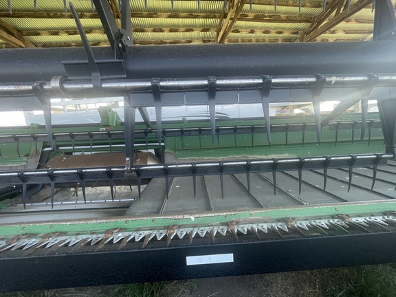 2011 John Deere 635D Header Combine