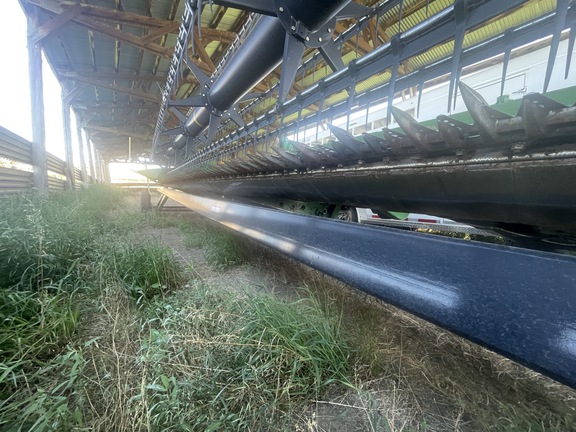 2011 John Deere 635D Header Combine