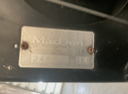 2014 MacDon D65-35 Header Combine