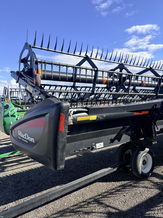 2014 MacDon D65-35 Header Combine