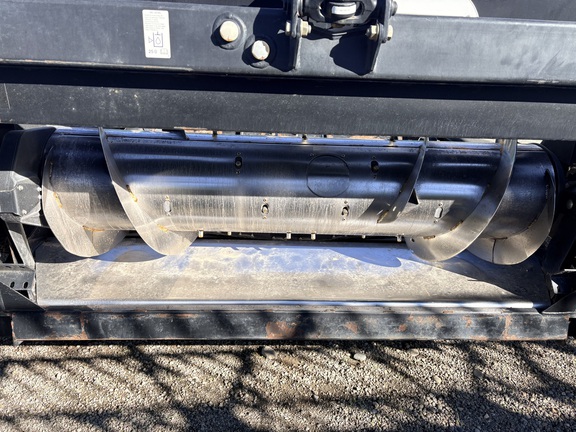 2014 MacDon D65-35 Header Combine