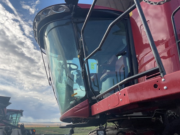 2023 Case IH 8250 Combine