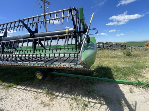 2016 John Deere 635D Header Combine
