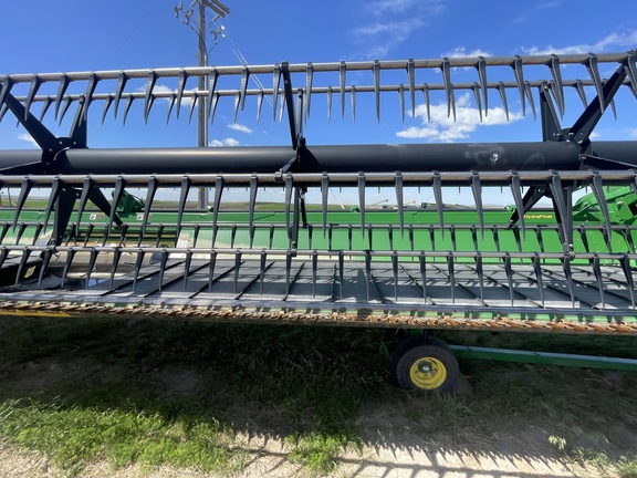2016 John Deere 635D Header Combine