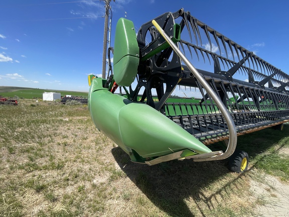 2016 John Deere 635D Header Combine