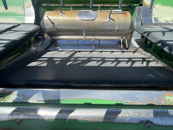 2016 John Deere 635D Header Combine