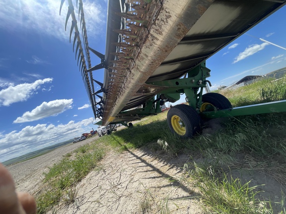 2016 John Deere 635D Header Combine