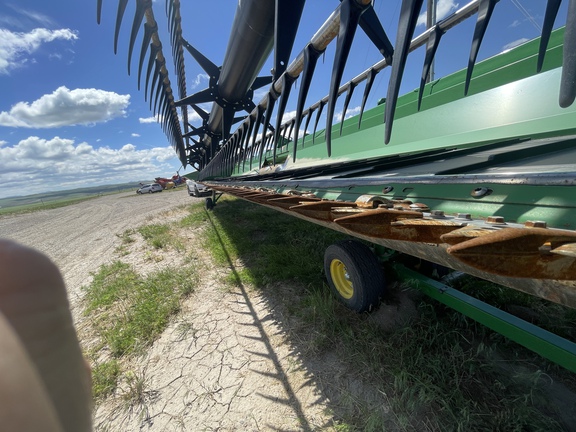 2016 John Deere 635D Header Combine