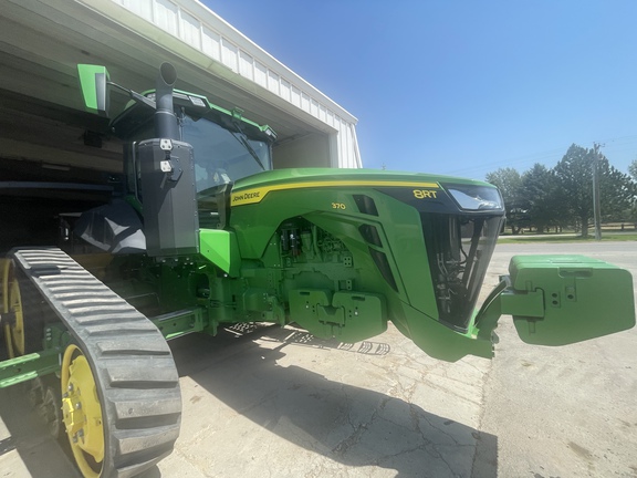 2021 John Deere 8RT 370 Tractor Rubber Track