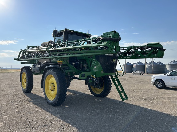 2024 John Deere 412R Sprayer/High Clearance