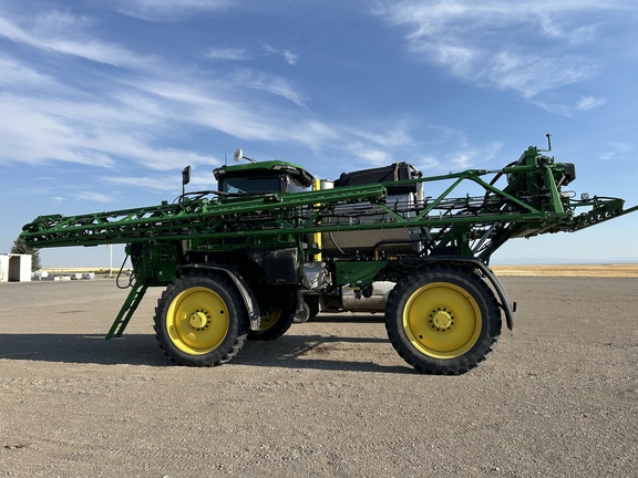2024 John Deere 412R Sprayer/High Clearance