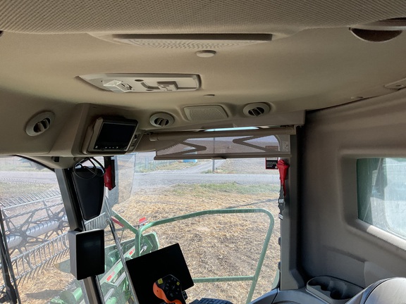 2025 John Deere X9 1100 Combine