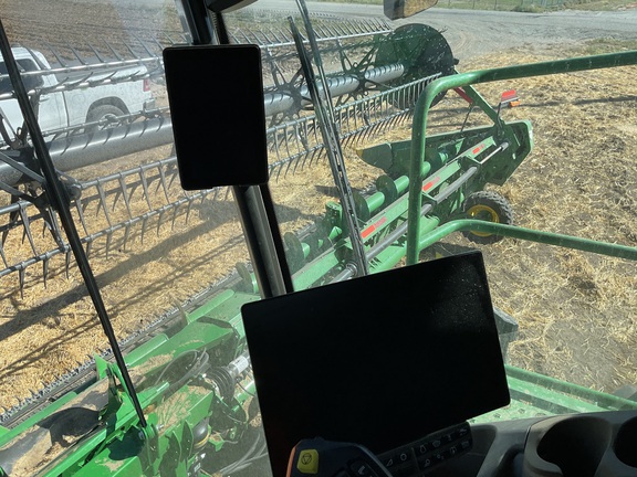 2025 John Deere X9 1100 Combine