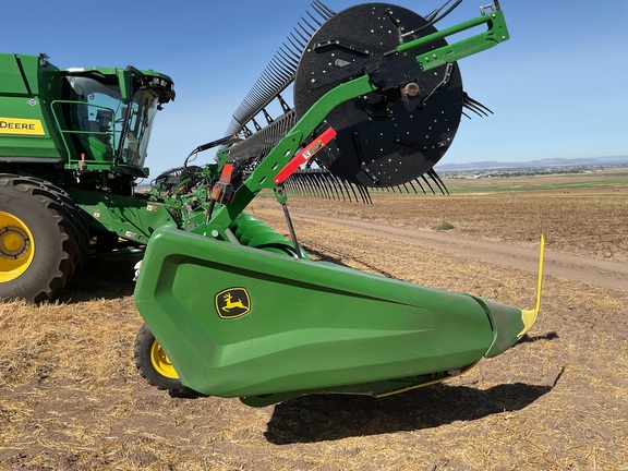 2025 John Deere HDR 50 Header Combine