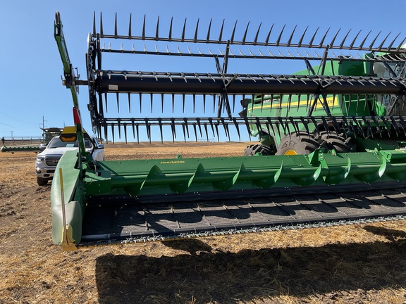 2025 John Deere HDR 50 Header Combine