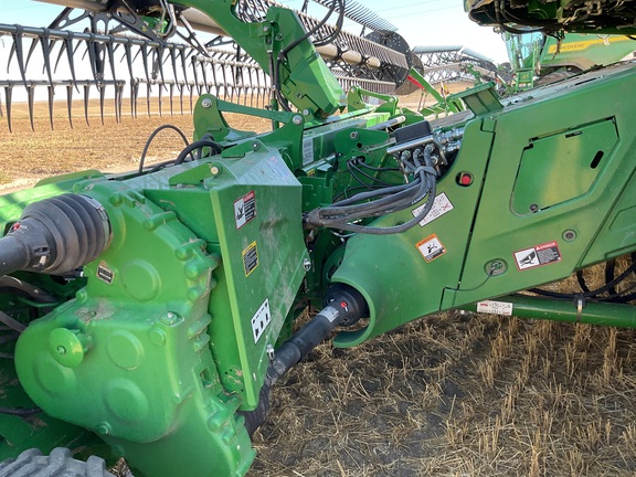 2025 John Deere HDR 50 Header Combine