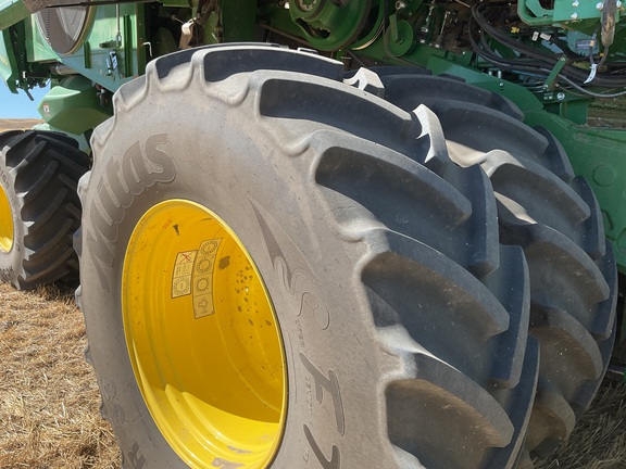 2025 John Deere X9 1100 Combine
