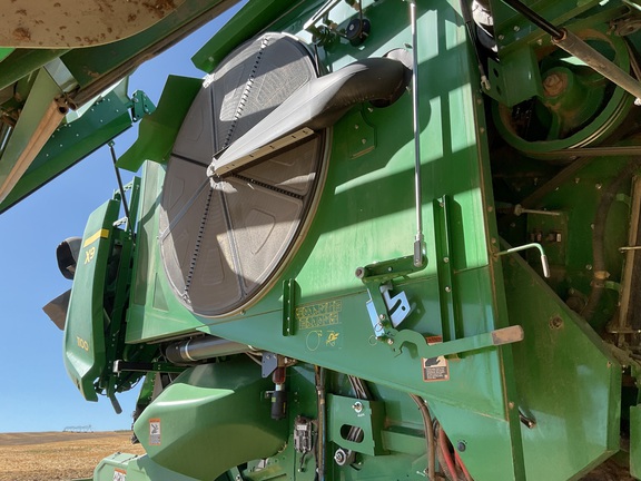 2025 John Deere X9 1100 Combine