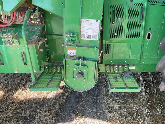 2025 John Deere X9 1100 Combine