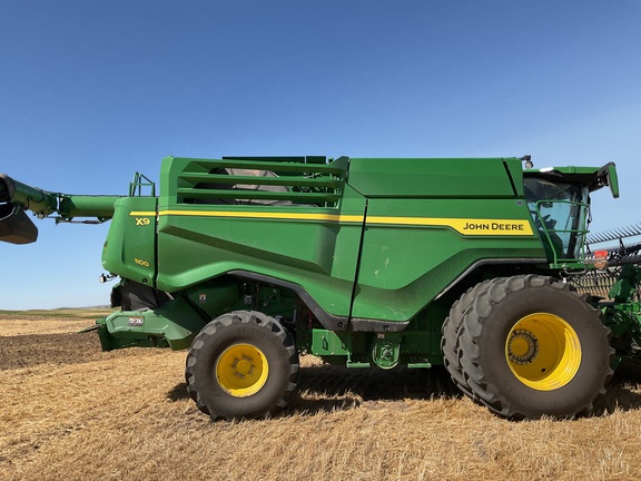 2025 John Deere X9 1100 Combine