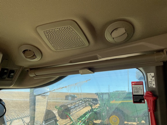 2025 John Deere X9 1100 Combine