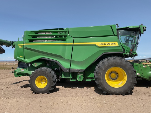 2025 John Deere X9 1100 Combine