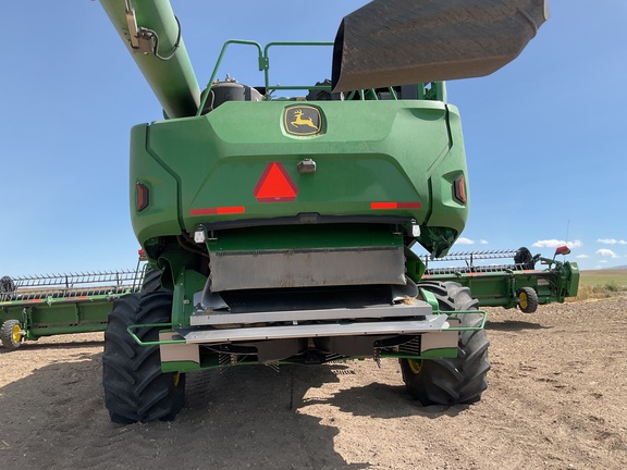 2025 John Deere X9 1100 Combine