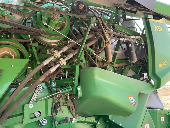 2025 John Deere X9 1100 Combine