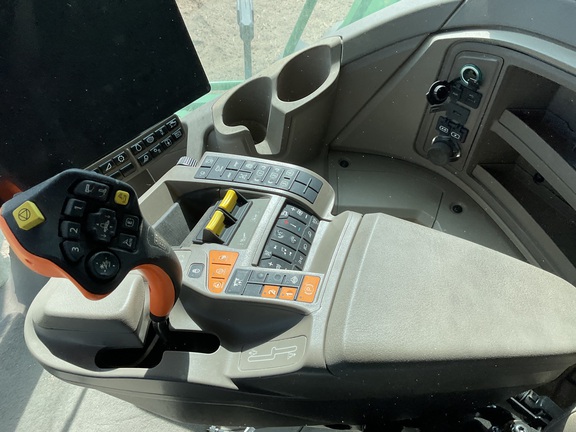 2025 John Deere X9 1100 Combine