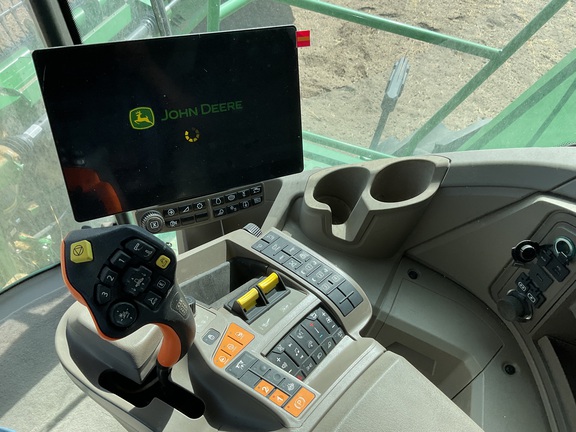 2025 John Deere X9 1100 Combine